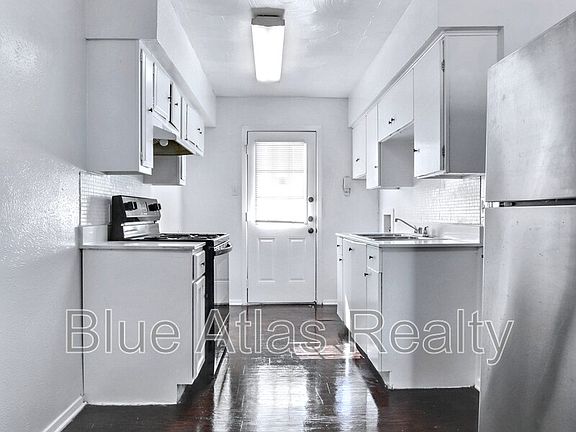 4th image of 2725 Patricia Ln APT D
