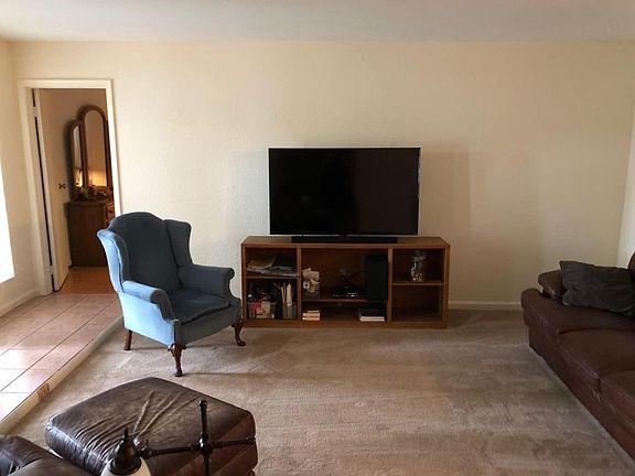 4th image of 11831 NW 32nd Mnr
