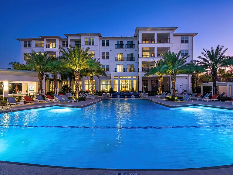 Altis Grand Suncoast Apartments — Photo 56