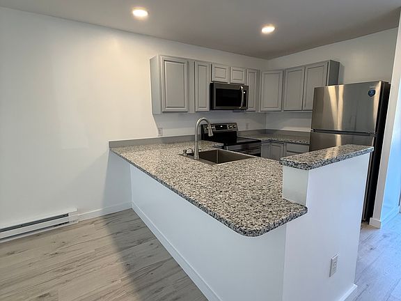 5th image of 128 Zeb St APT A107