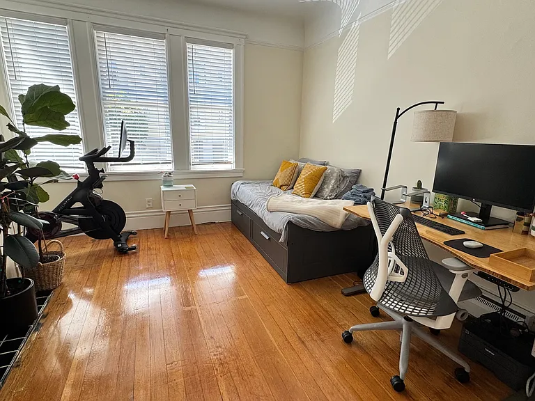 1774 Golden Gate Ave #2 — Photo 11