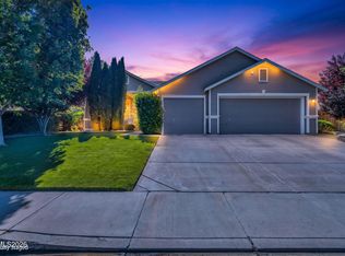 7916 Del Fuego Dr, Sparks, NV 89436