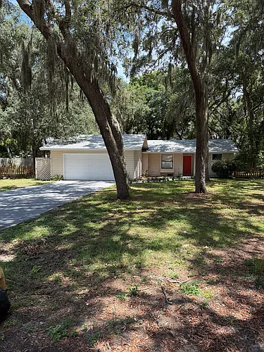 2113 Thrasher Ln Photo 1