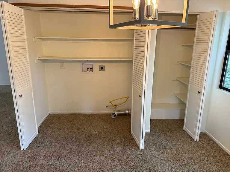 120 Bloomfield Rd — Photo 9