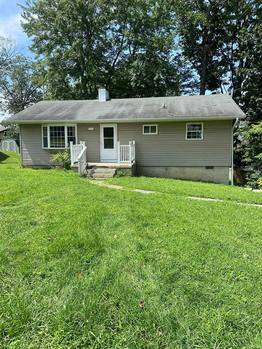 113 Edgewood Dr photo 1
