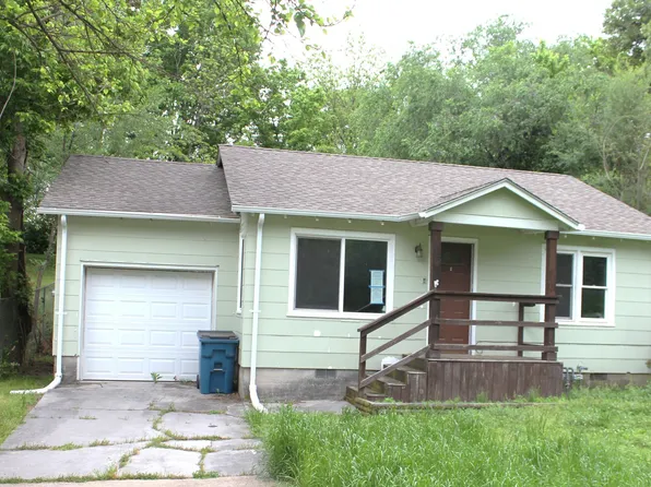 423 S Lincoln St, Neosho, MO 64850