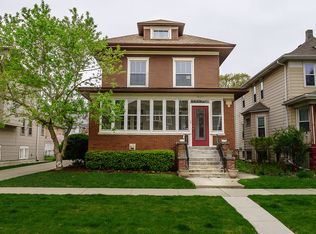 1023 Wesley Ave, Oak Park, IL 60304
