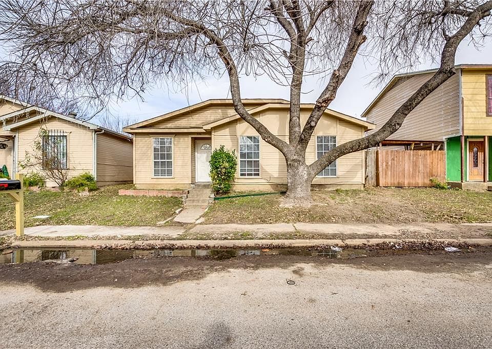1st image of 9911 Cedar Mountain Cir