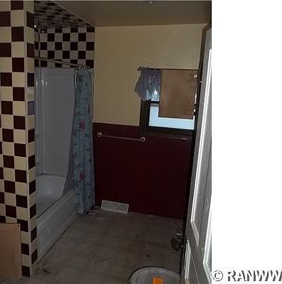 5th image of 351 N Franklin St