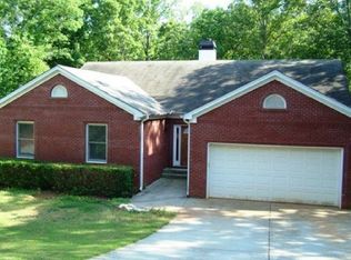 3326 Robinson Rd, Gainesville, GA 30506