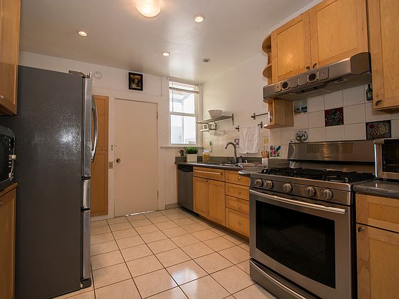 5th image of 591 18th Ave