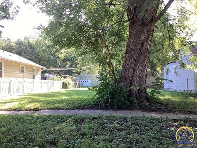 904 NE Green St, Topeka, KS, 66616