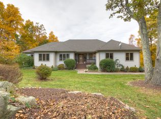 27 Appalachian E, Hopewell Junction, NY 12533
