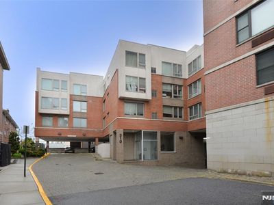310 Cliff Ln APT 3F, Cliffside Park, NJ, 07010