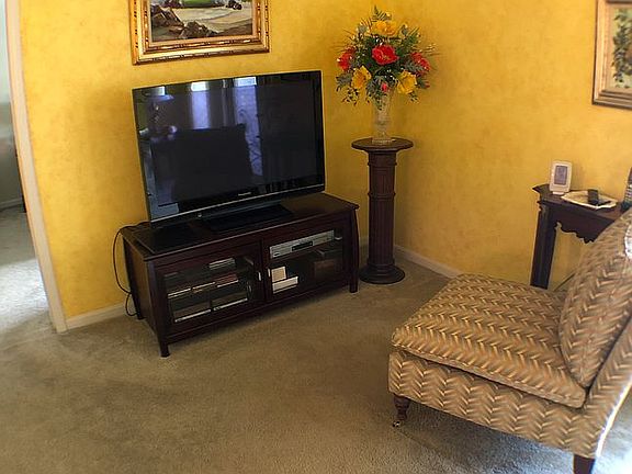 3rd image of 125 Barren River Dr
