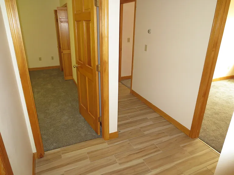 26 Rosewood Dr #4 — Photo 9