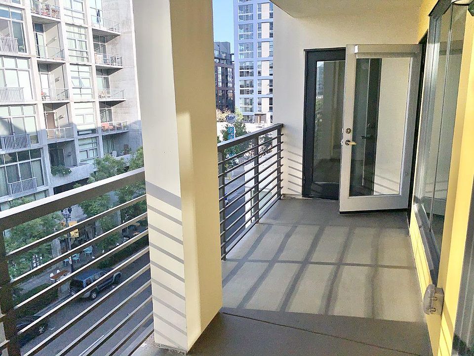1st image of 452-458 10th Ave #213