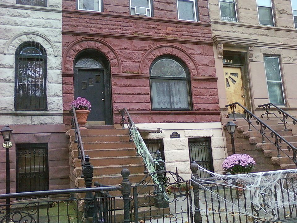 2nd image of 616A Macdonough St