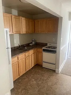 Capital View — Photo 22