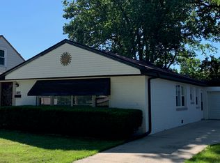 817 Rowe Ave, Park Ridge, IL 60068