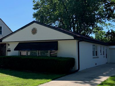 817 Rowe Ave, Park Ridge, IL, 60068