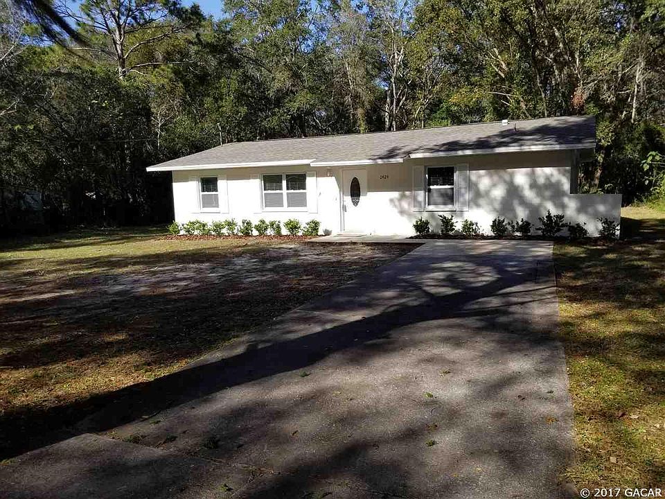 1st image of 2424 SE 10th Ave