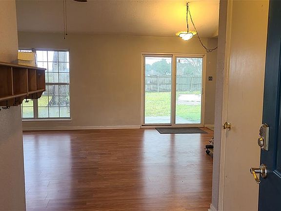 3rd image of 17203 Heritage Bay Dr