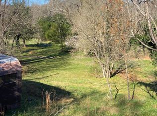 807 Old Forest Rd, Lynchburg, VA 24501