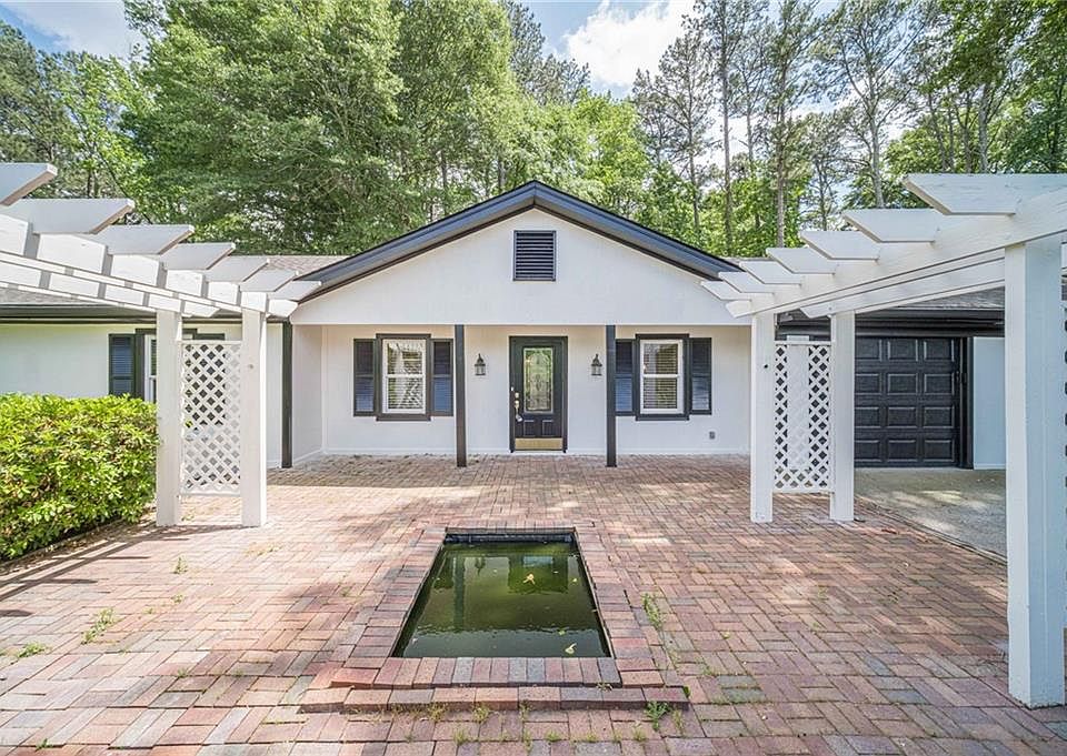 1st image of 4858 Tarleton Dr