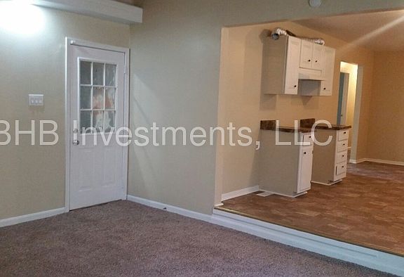 5th image of 6471 Scenic Ct