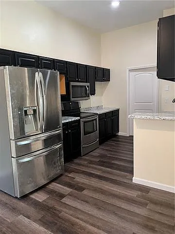 5200 Timber Crest Dr — Photo 3
