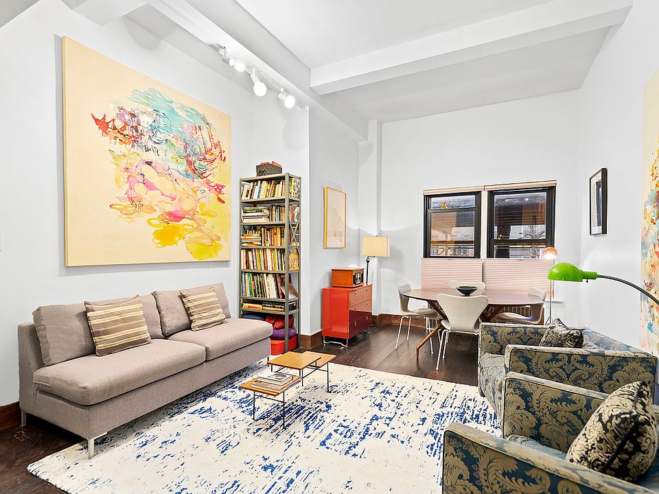 1st image of 465 W 23rd St #1A