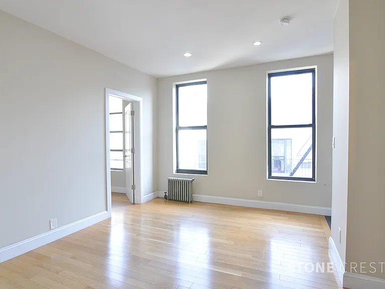 225 Central Park N #67 — Photo 1