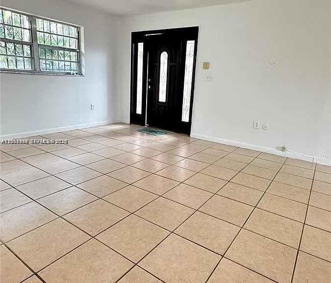 2175 NW 104th St #2 — Photo 2