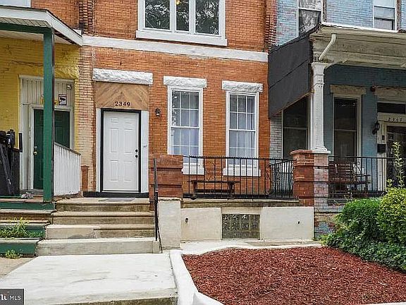 4th image of 2349 N Park Ave #2