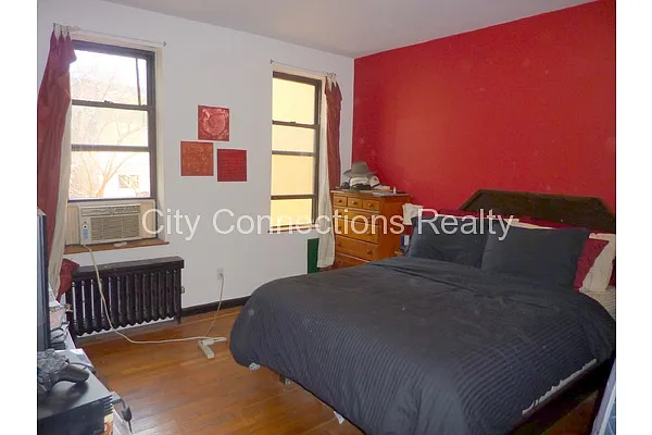 Rented by City Connections Realty | media 7