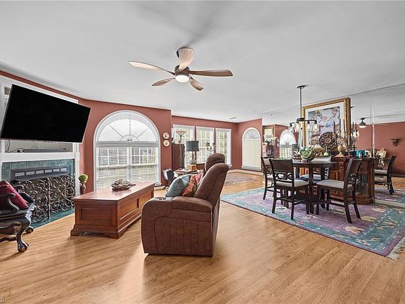 4th image of 124 Mill Pond Dr
