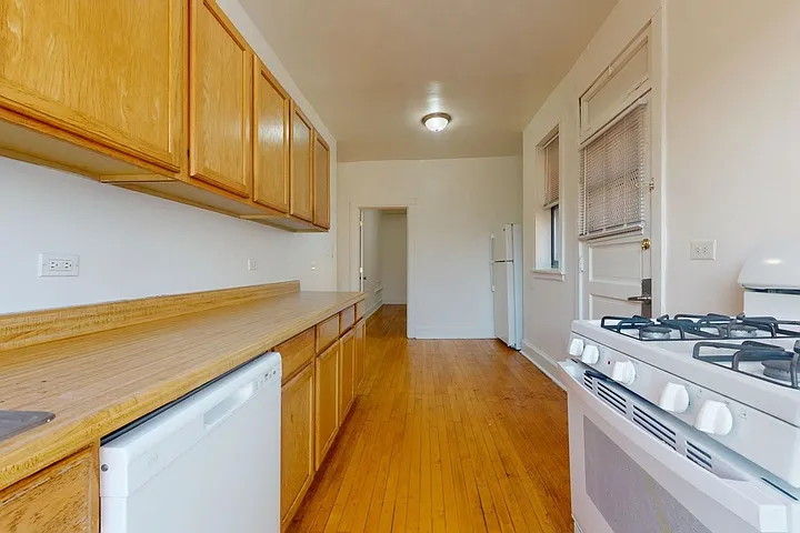 5300-5308 S. Greenwood Avenue — Photo 28