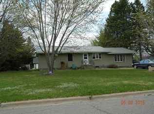 111 Palisade Ave, Sandstone, MN 55072