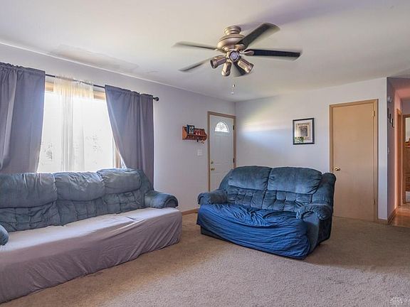 3rd image of 3972 Sumpter Ave