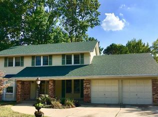 7800 Robin Meadow Ct, Saint Louis, MO 63119