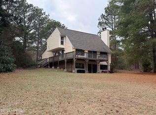 108 Juniper Ct, Pinehurst, NC 27376