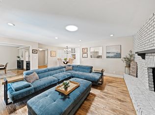 729 S Mills Ave, Lodi, CA 95242