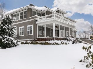 327 Nassau St SE, Cedar Rapids, IA 52403