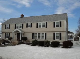 71 Laurel St, Stratford, CT 06615