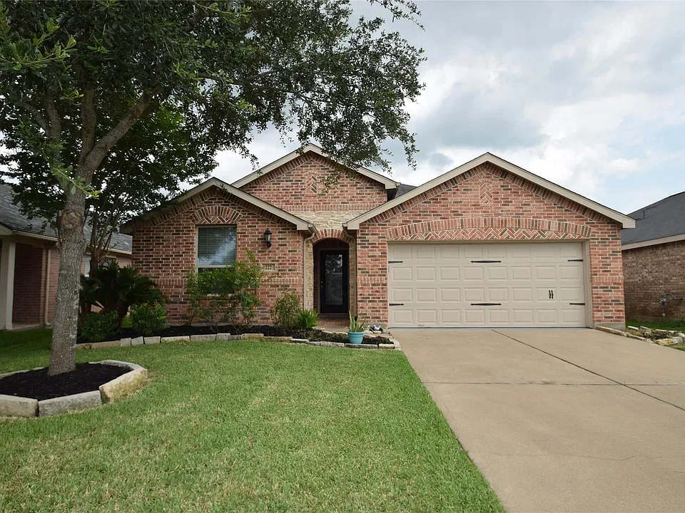 222 Golden Grain Dr