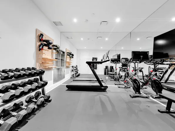 30 Sullivan Street image 18 of 24