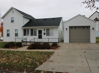 410 E Carroll St, Lanark, IL 61046