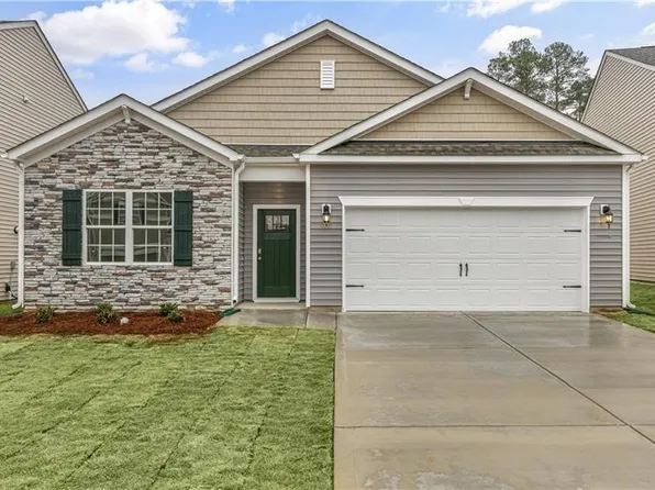 311 Falcon Ln, Lexington, NC 27295
