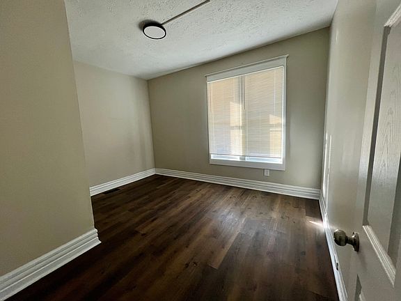4th image of 321 N 32nd St